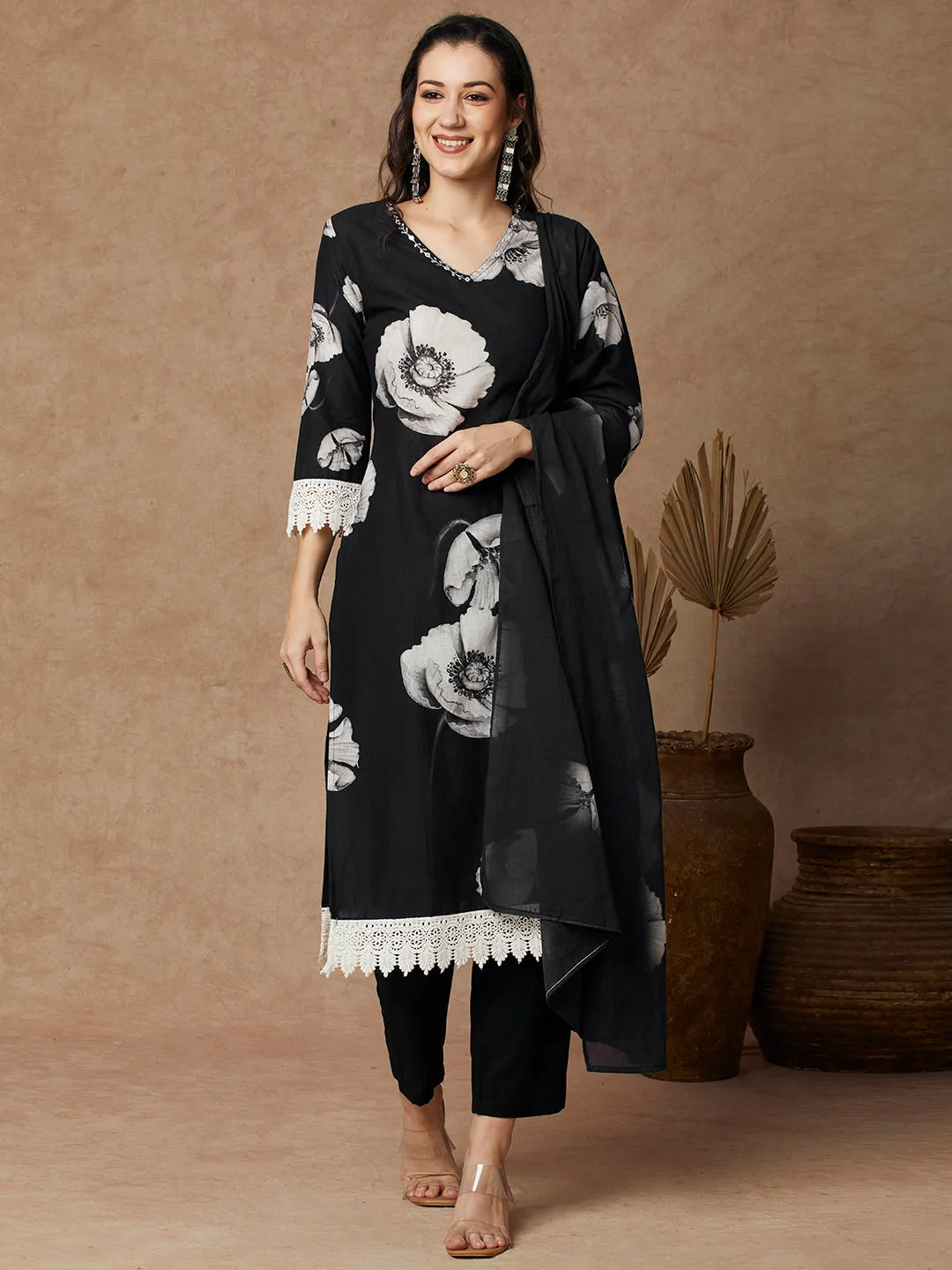 Abstract Floral Printed Straight Fit Kurta with Pant & Dupatta - Black