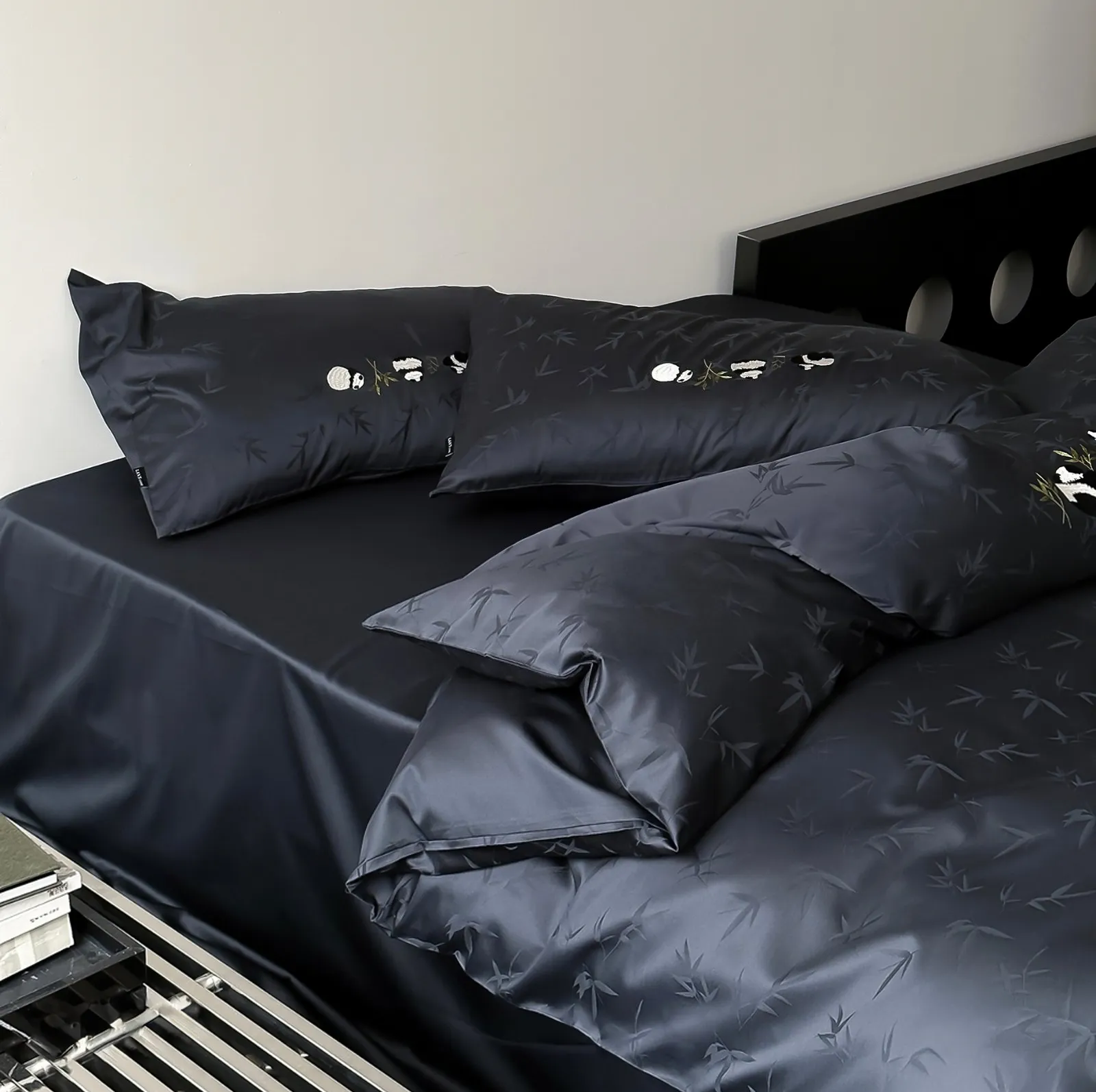 Elegant Panda & Bamboo Embroidery Cotton Bedding Set