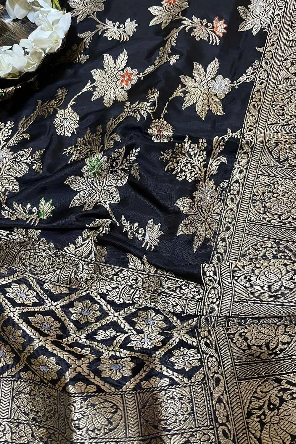 Exquisite Black Handloom Banarasi Silk Meenakari Dupatta