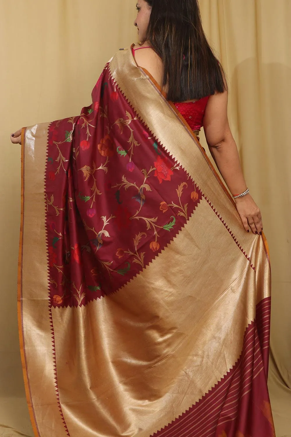 Exquisite Wine Banarasi Handloom Pure Katan Silk Meenakari Saree