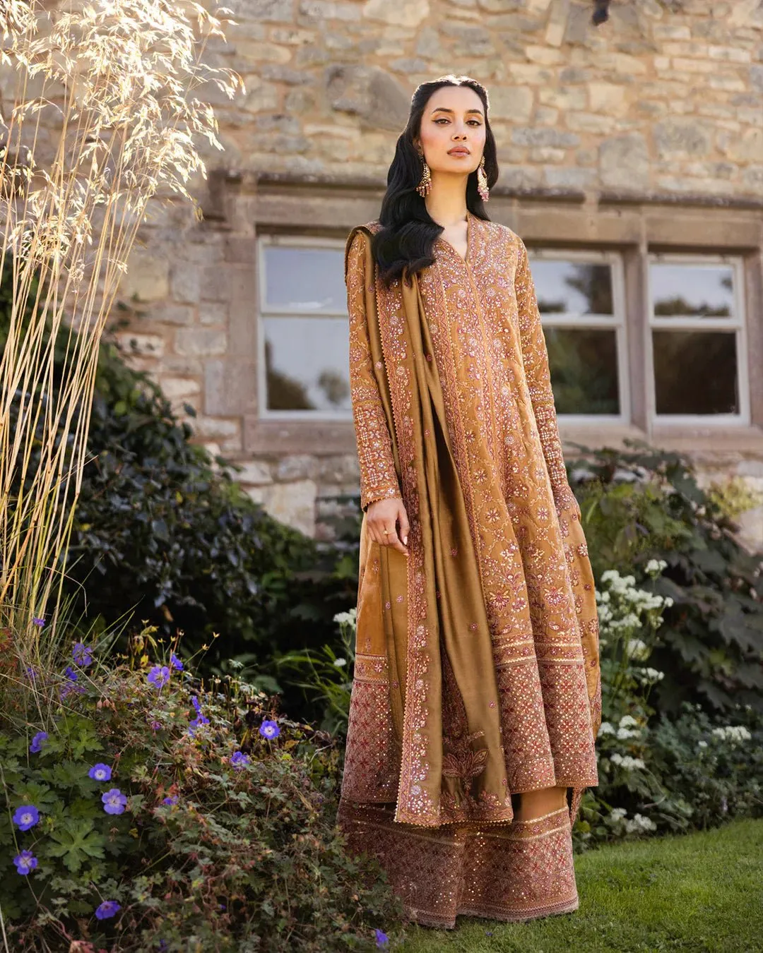 Faiza Saqlain | Adeen Velvet '24 | Coreene