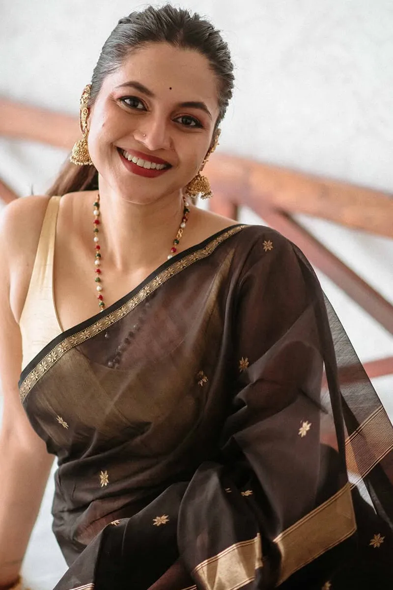 Imaginative Black Cotton Silk Saree With Ethereal Blouse Piece